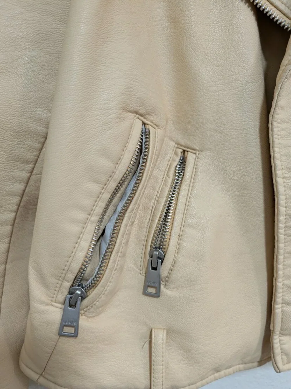 Levi Strauss Women's Cream‎ Leather Biker Jacket